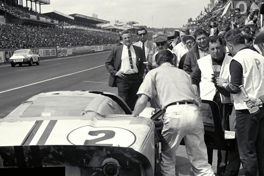  Ford GT40 (Mk IV) 1967 года  (фото 28 из 81)